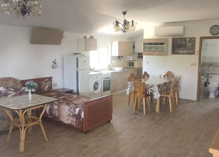 Sebastian Апартаменты